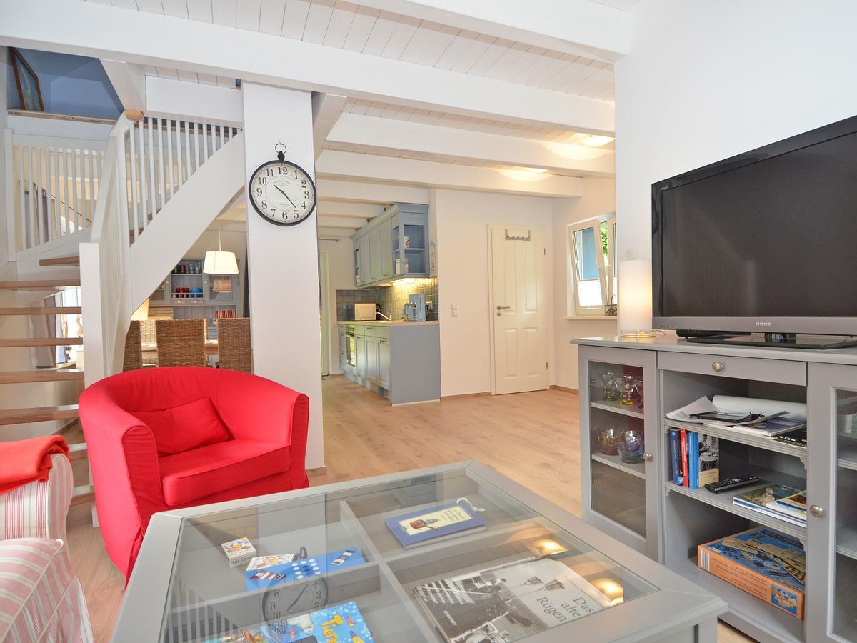 Blaues Strandhaus Sellin Buitenkant foto